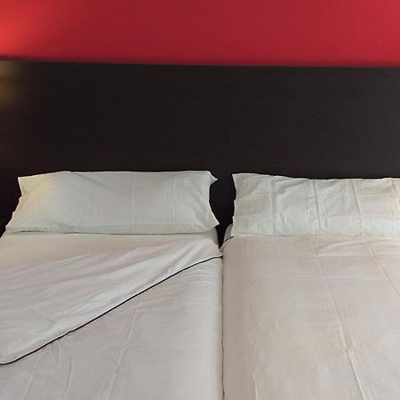 Hostal Meson De Paco Cariñena Dış mekan fotoğraf