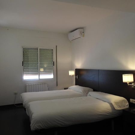 Hostal Meson De Paco Cariñena Dış mekan fotoğraf