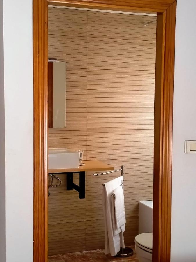 Hostal Meson De Paco Cariñena Dış mekan fotoğraf